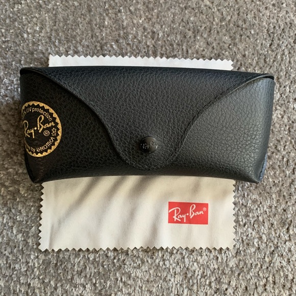 Ray Ban Sunglasses - Picture 2 of 5